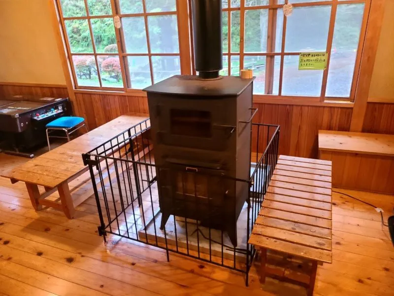 薪ストーブ