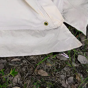 冷気や雨風を防げるスカート付き